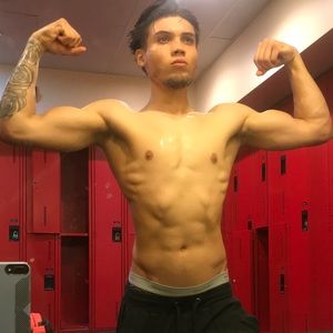 Meet your Posher, Aaron